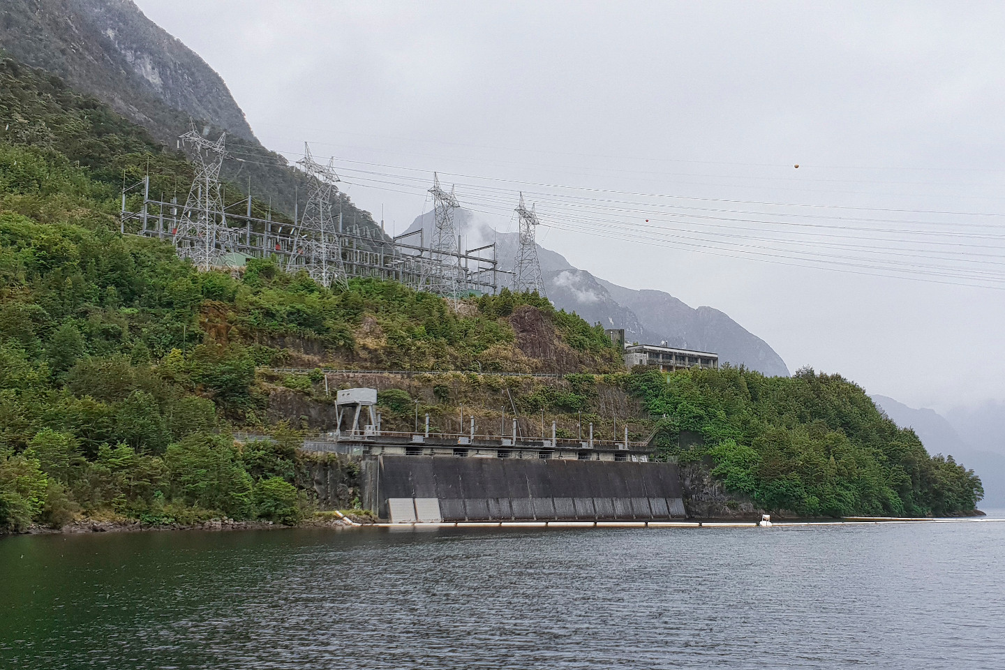 Manapouri Hydro Power Station at Manapouri Lake, New Zealand, South Island, NZ